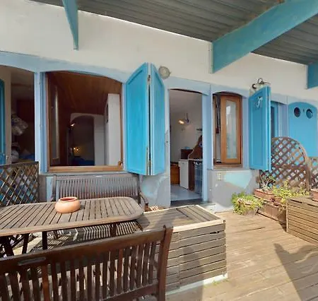 Azzurromare Apartament *